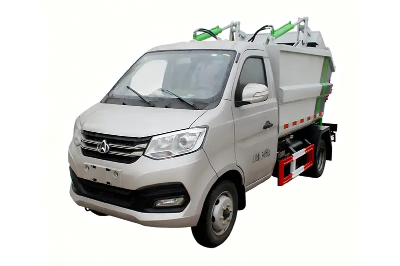 تفريغ شاحنة القمامة