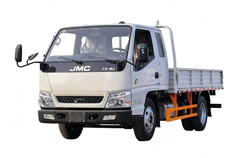 شاحنة مسطحة مع لوحات جانبية