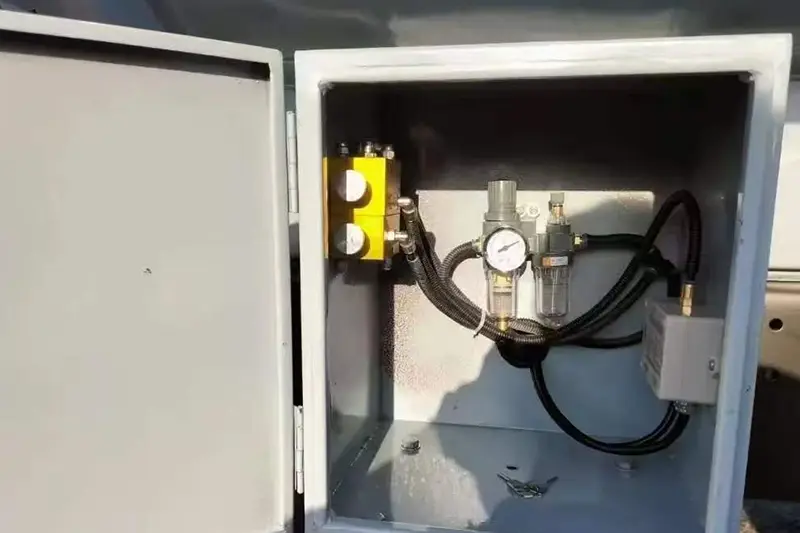 Corrosive Substances Tank Truck